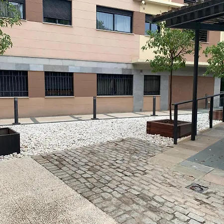 Proximo Al Centro De 2 Con Piscina De Temporada Seville