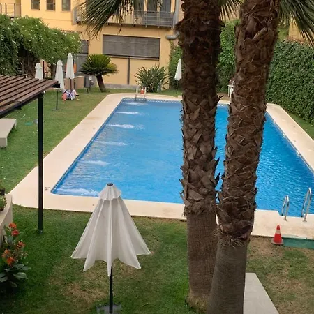 Proximo Al Centro De 2 Con Piscina De Temporada *