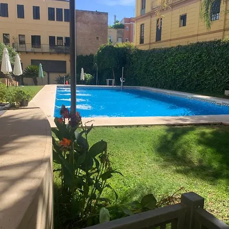 Proximo Al Centro De 2 Con Piscina De Temporada