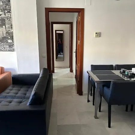 Proximo Al Centro De 2 Con Piscina De Temporada * Seville
