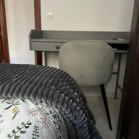 Proximo Al Centro De 2 Con Piscina De Temporada