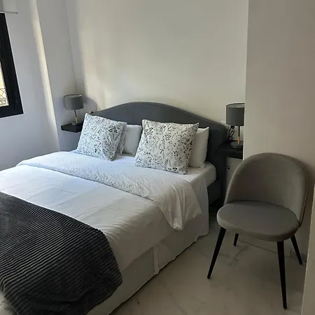 Proximo Al Centro De 2 Con Piscina De Temporada