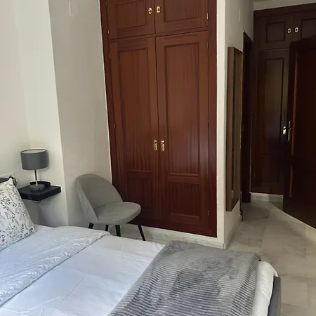 Proximo Al Centro De 2 Con Piscina De Temporada Séville